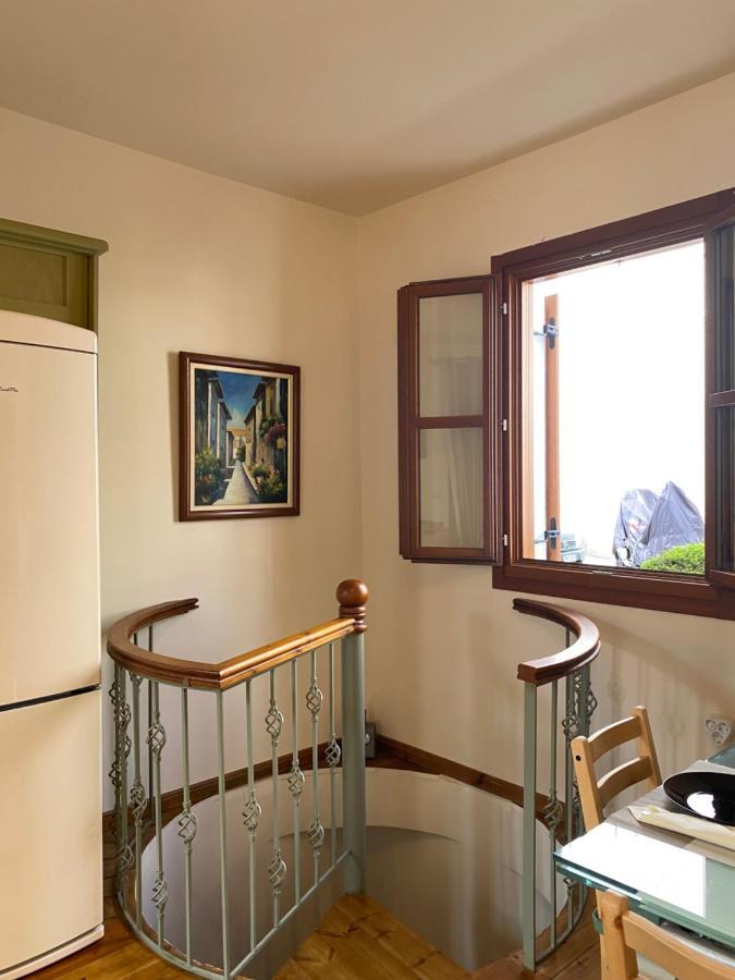 Delfi'S Cozy Maisonette Екстер'єр фото