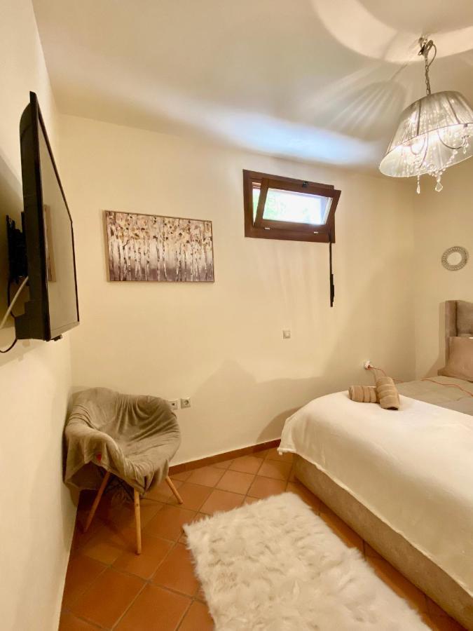 Delfi'S Cozy Maisonette Екстер'єр фото