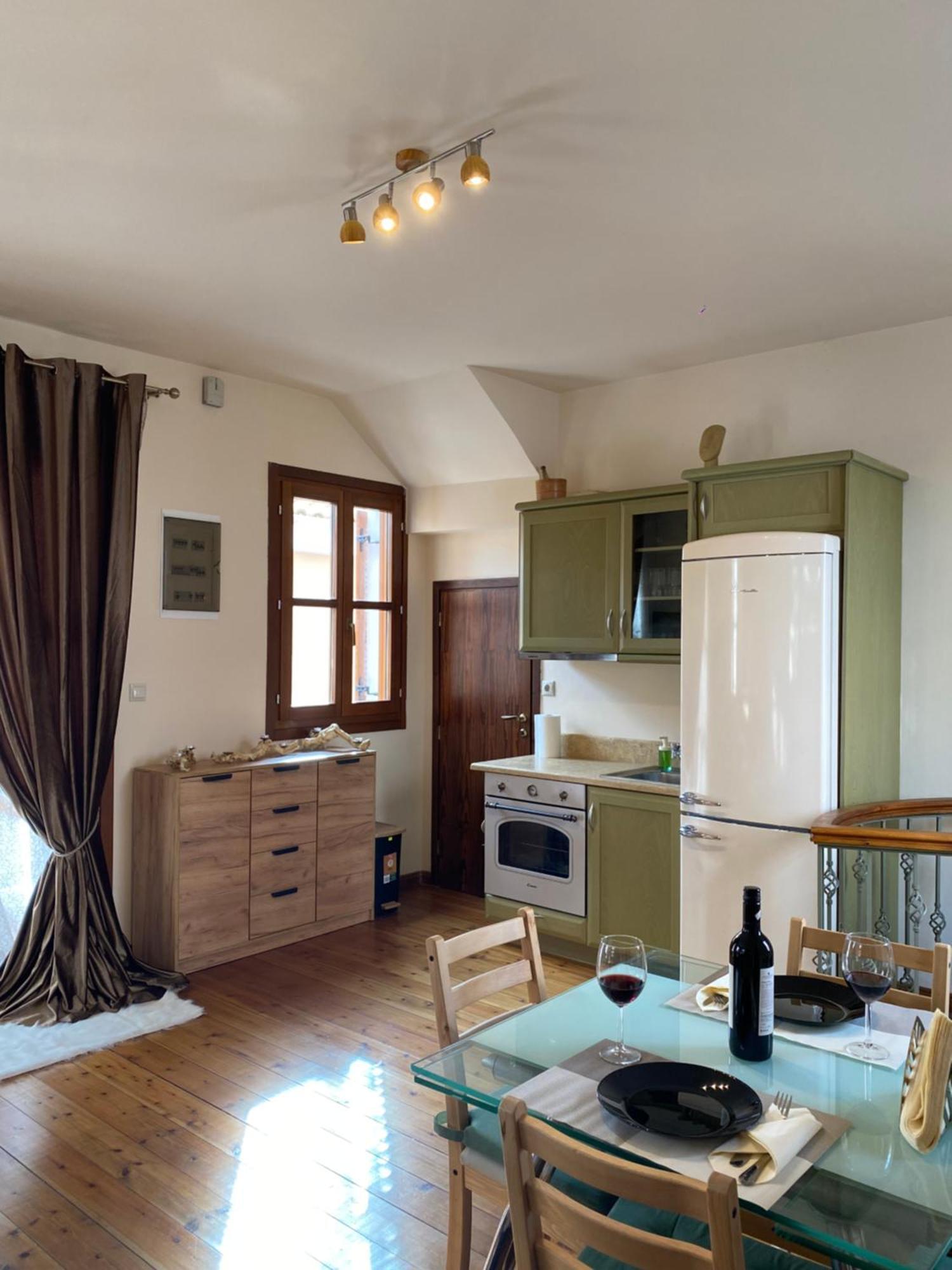 Delfi'S Cozy Maisonette Екстер'єр фото