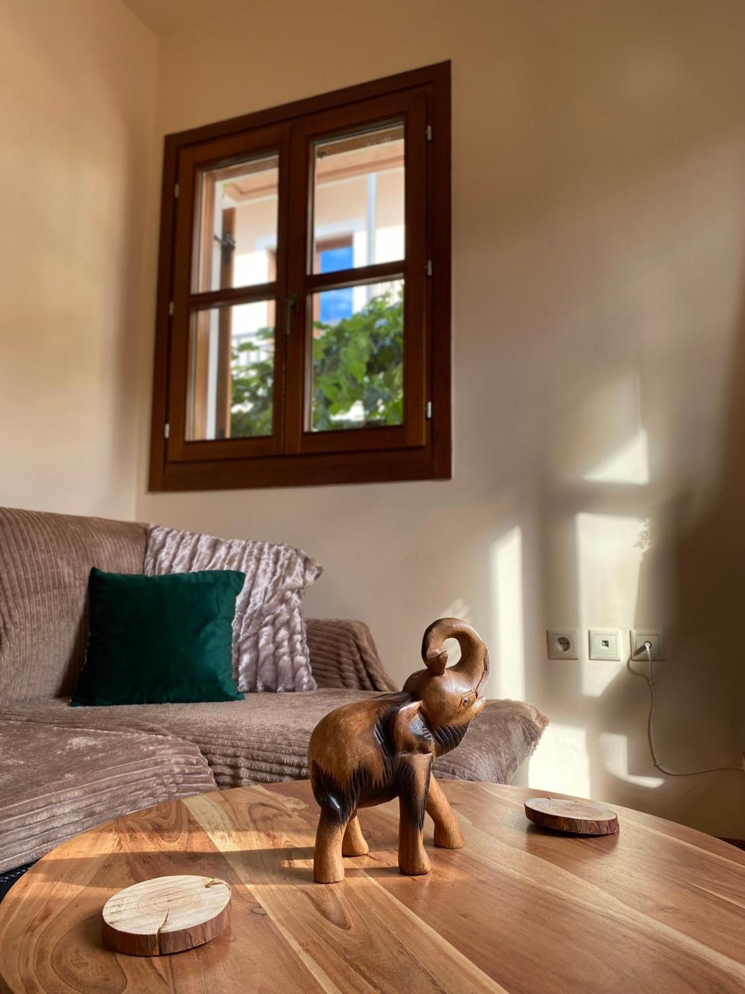 Delfi'S Cozy Maisonette Екстер'єр фото